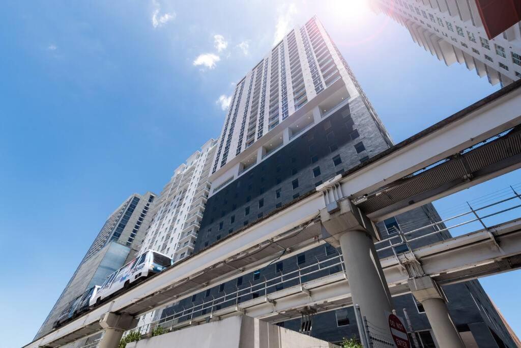 Stylish Modern Downtown Studio Free Parking Daire Miami Dış mekan fotoğraf